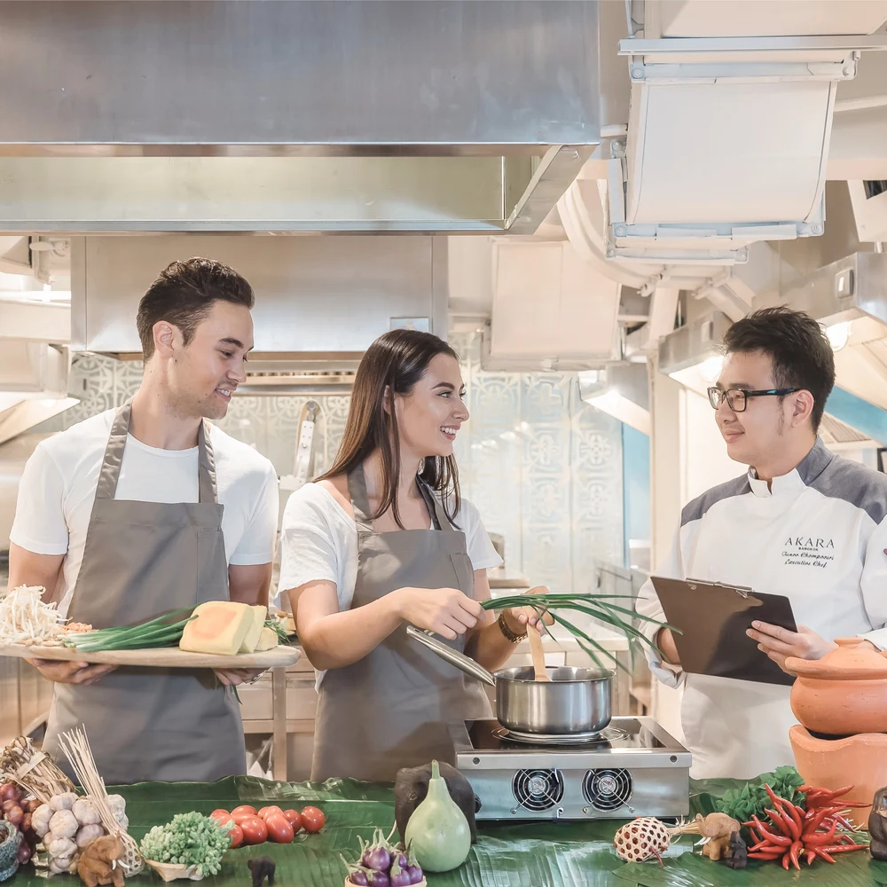 Cooking class group at Roschas Culinary School